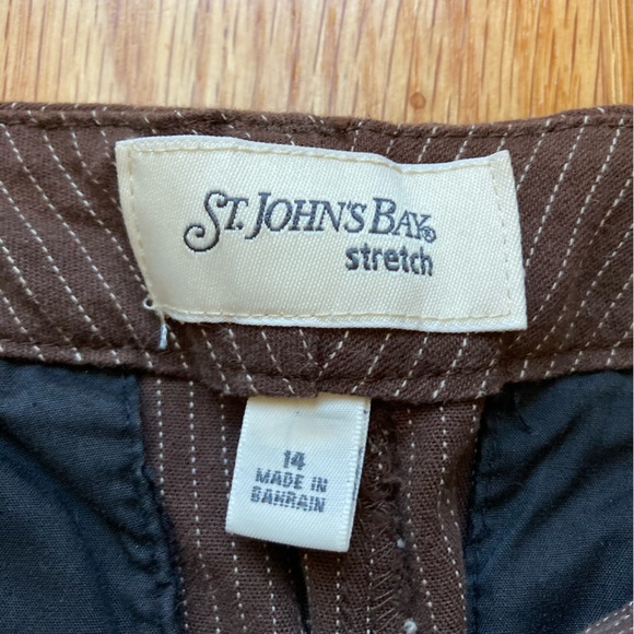 EUC Saint John’s Bay Striped Bermuda Shorts - Picture 6 of 7